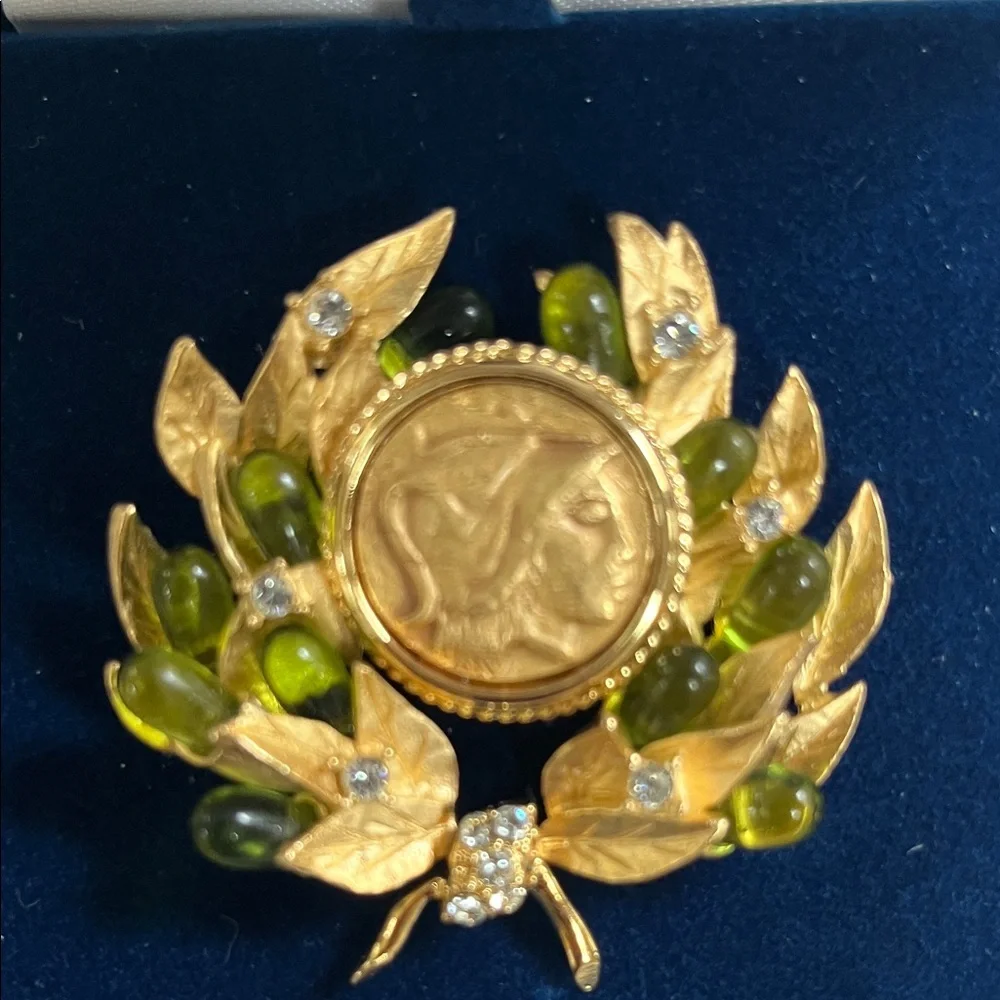 Camrose &Kross JBK Gold Greek Coin of Greece Brooch - Picture 6 of 7